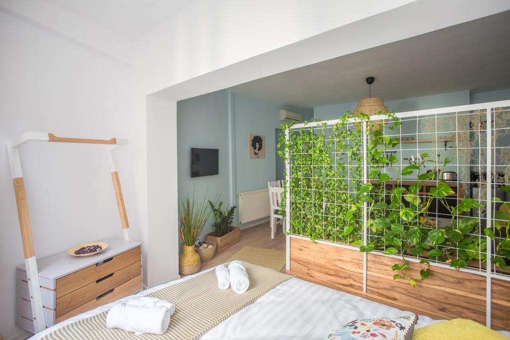 Central Garden By Urbanesq Bucharest Luaran gambar